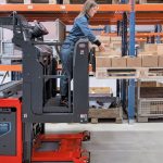 Linde order picker